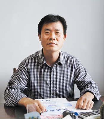 刘哲